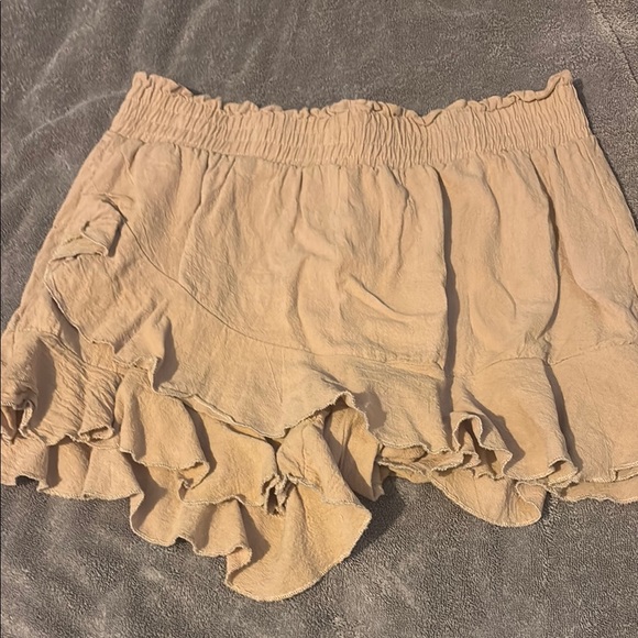 Women's Tan Ruffle Skort - Picture 2 of 5